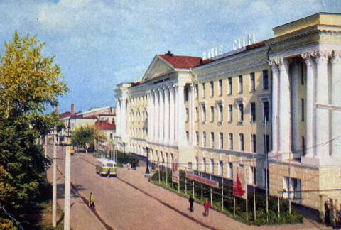 https://ru.wikipedia.org/wiki/%D0%9E%D1%80%D0%BB%D0%BE%D0%B2%D1%81%D0%BA%D0%B8%D0%B9_%D0%B3%D0%BE%D1%81%D1%83%D0%B4%D0%B0%D1%80%D1%81%D1%82%D0%B2%D0%B5%D0%BD%D0%BD%D1%8B%D0%B9_%D1%83%D0%BD%D0%B8%D0%B2%D0%B5%D1%80%D1%81%D0%B8%D1%82%D0%B5%D1%82 https://ru.wikipedia.org/wiki/%D0%9E%D1%80%D0%BB%D0%BE%D0%B2%D1%81%D0%BA%D0%B8%D0%B9_%D0%B3%D0%BE%D1%81%D1%83%D0%B4%D0%B0%D1%80%D1%81%D1%82%D0%B2%D0%B5%D0%BD%D0%BD%D1%8B%D0%B9_%D1%83%D0%BD%D0%B8%D0%B2%D0%B5%D1%80%D1%81%D0%B8%D1%82%D0%B5%D1%82