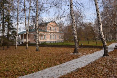 https://prigorod.info/mesta/muzei-vystavochnye-kompleksy/muzey-zapovednik-s-a-esenina https://prigorod.info/mesta/muzei-vystavochnye-kompleksy/muzey-zapovednik-s-a-esenina