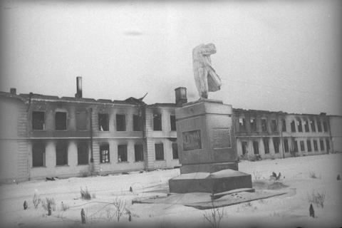 Аркадий Шайхет. Ясная Поляна. Дом Волконского. 31 января 1941 - 31 декабря 1941. https://russiainphoto.ru/photos/81075/ Аркадий Шайхет. Ясная Поляна. Дом Волконского. 31 января 1941 - 31 декабря 1941. https://russiainphoto.ru/photos/81075/