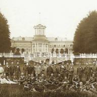 http://www.arkhangelskoe.ru/history/09.php http://www.arkhangelskoe.ru/history/09.php