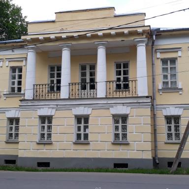 1. Ст.Русса.Музей Бр. Карамазовых