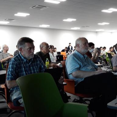 Работа симпозиума в Нагойском университете